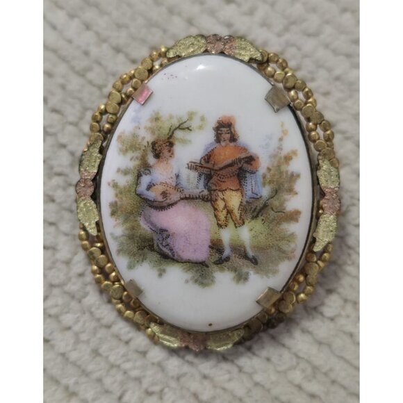 Jewelry - Antique Porcelain Brooch/Pendant Courting Couple Scene & Ornate Gold-Tone Frame